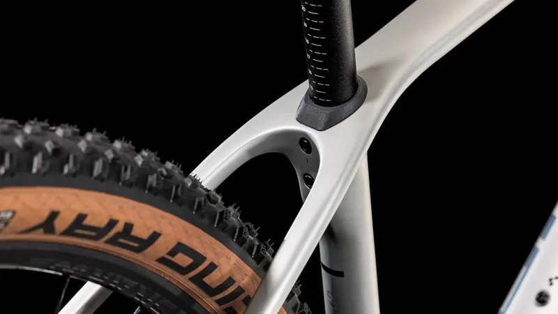 Cube Reaction c:62 Race Mountain Bike in Sleek Grey/Prism-4